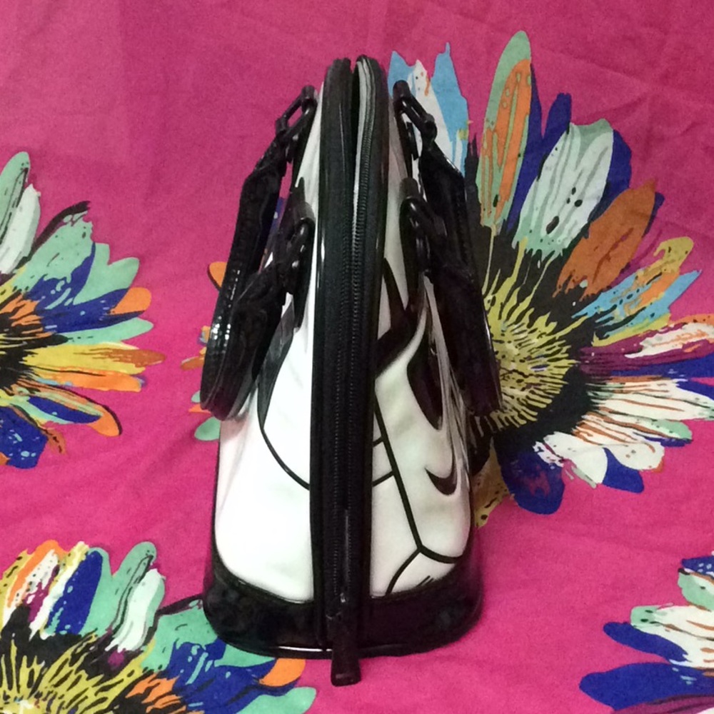 Star Wars stormtrooper dome bag loungefly - Picture 4 of 8